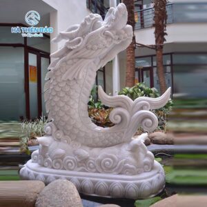 Tượng cá chép hoá rồng